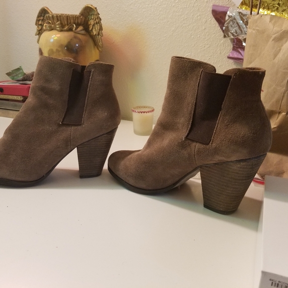 Women boots - Picture 1 of 1